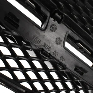 Radiatoriaus grotelės Mercedes GLA X156 (Facelift 2017-2020) A1568880300